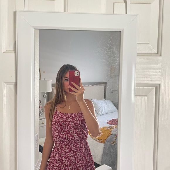 RED FLORAL DRESS - Picture 3 of 7